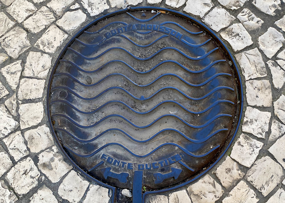 Tarascon France Manhole With A Water Theme Art | LoPresti Art Gallery