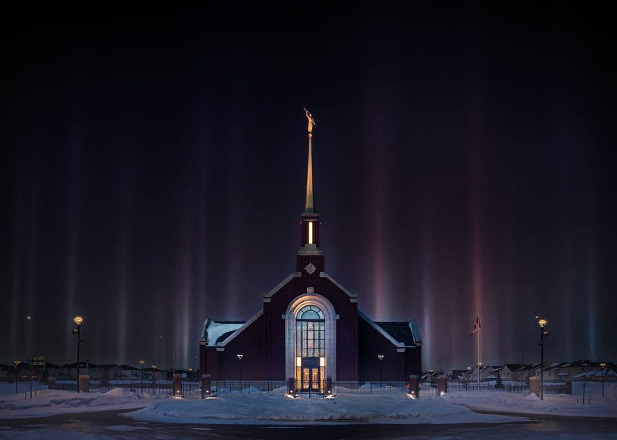 Winnipeg Manitoba Temple - Light Pillars