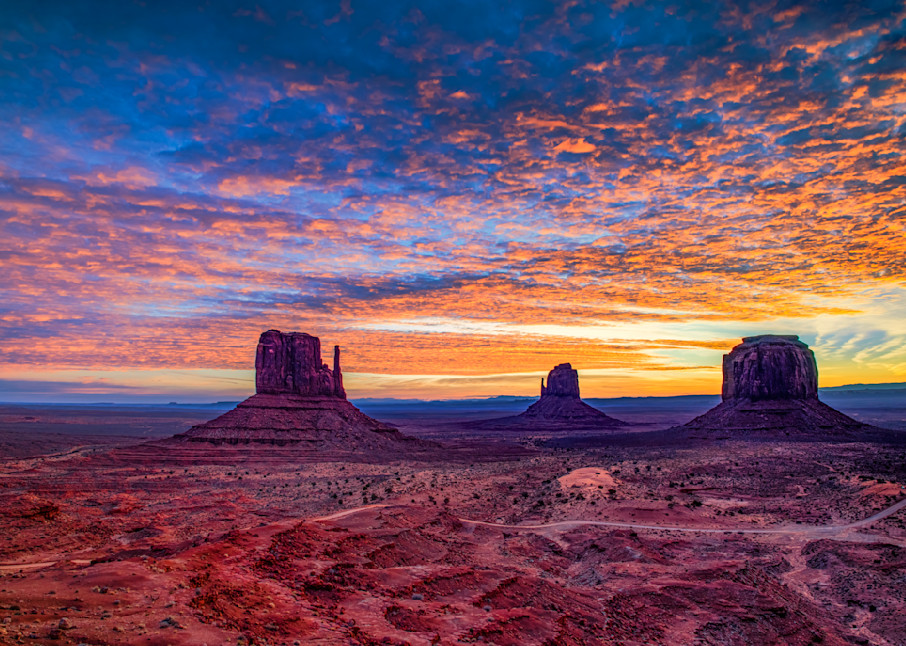 Monument Valley Sunrise - Arizona fine-art photography prints