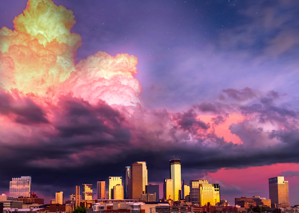 Sunset Storm Cloud and Skyline - Beautiful Pictures of Minneapolis