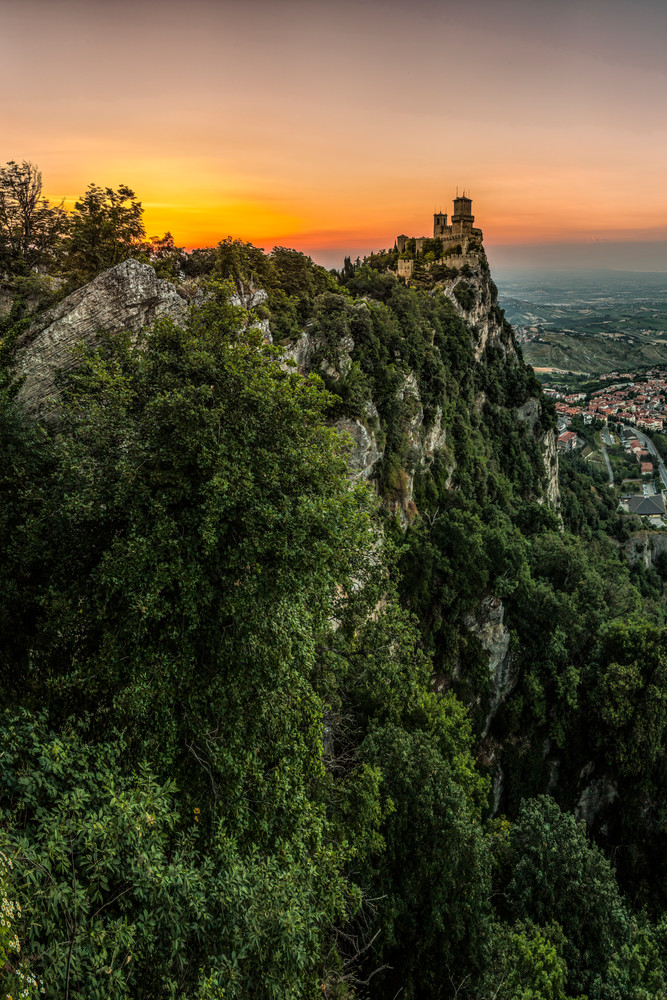 Guardian - San Marino - Italy