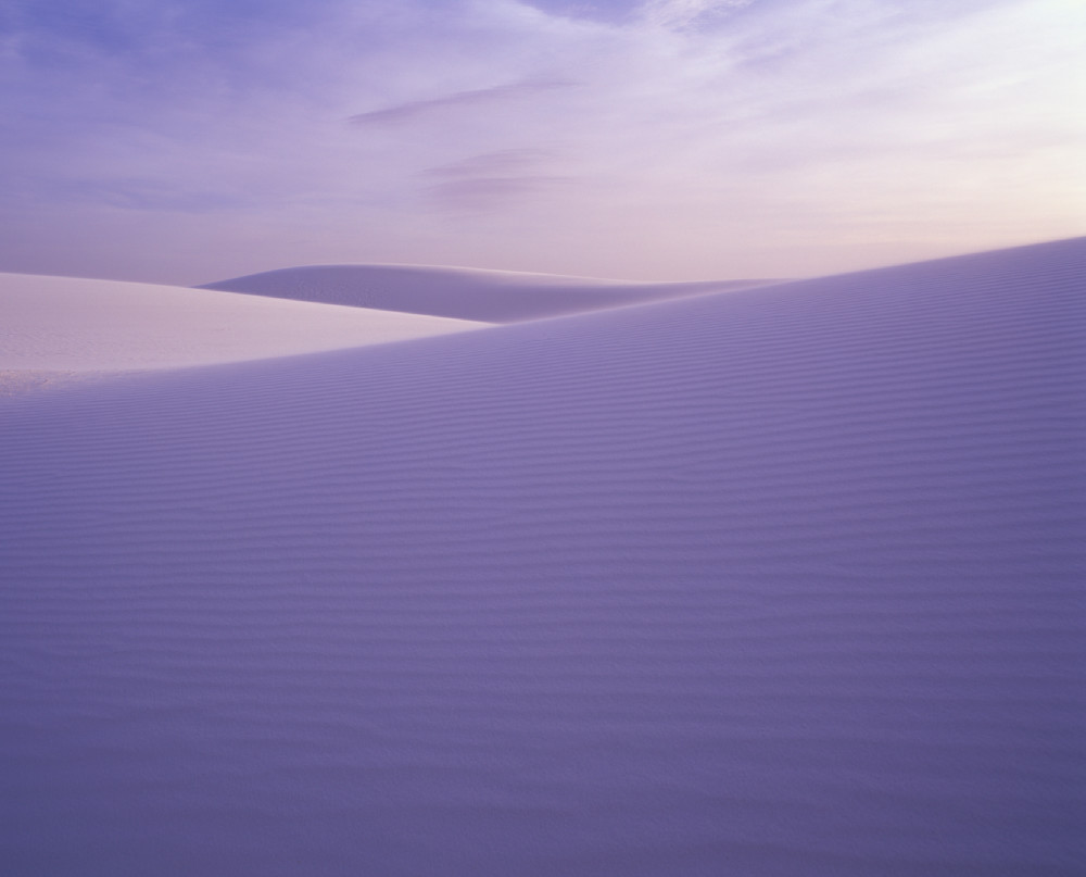 Gypsum sand dunes in White Sands National Monument near Alamogordo, New Mexico