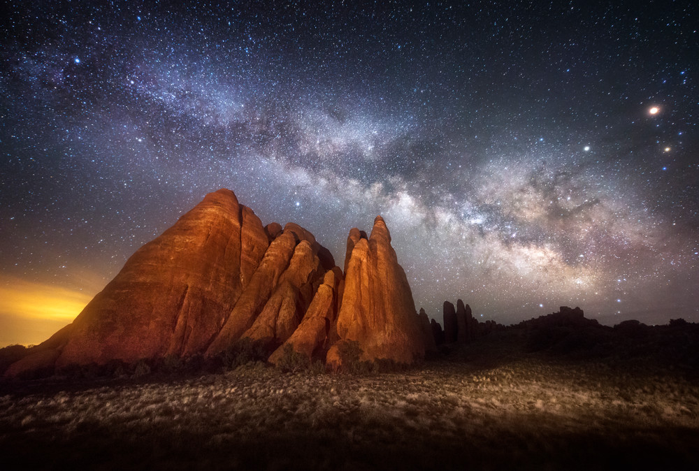 Night At The Fins, Milky Way above Sand Dune Arch in Arches National Park