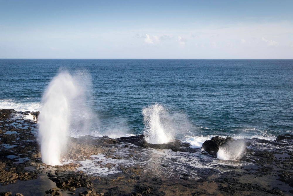 Spouting Horn, waves, Kauai