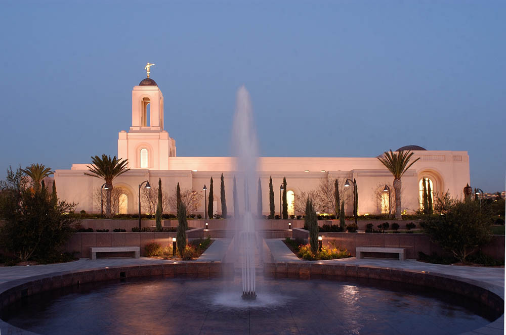 Newport Beach Temple - Fountain