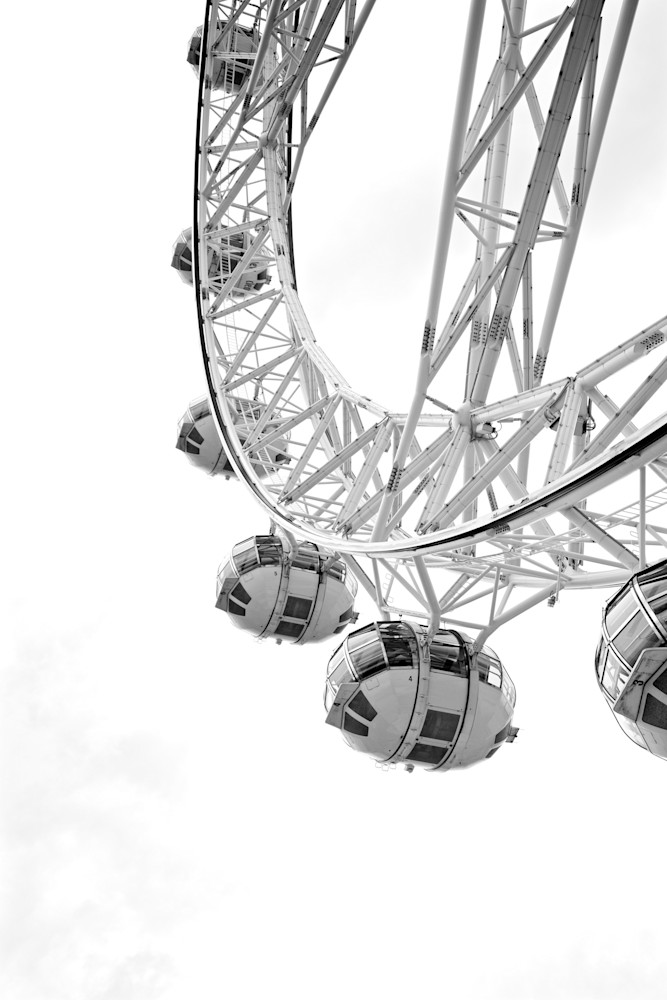 Stars Observation - Docklands Melbourne Australia | Black & White Stars Observation - Docklands Melbourne Australia | Black & White