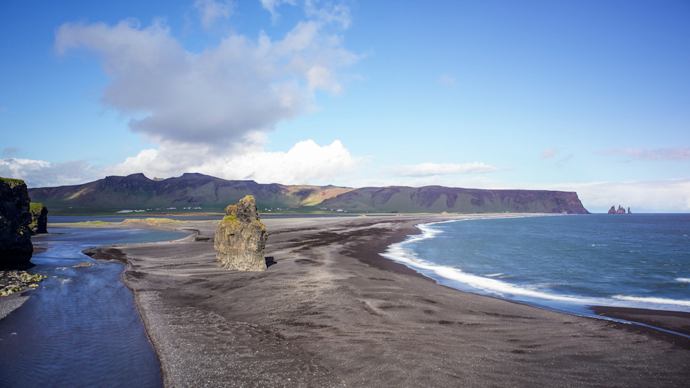 Beach Pinnacle - Black Sand Beach Vik Iceland Beach Pinnacle - Black Sand Beach Vik Iceland