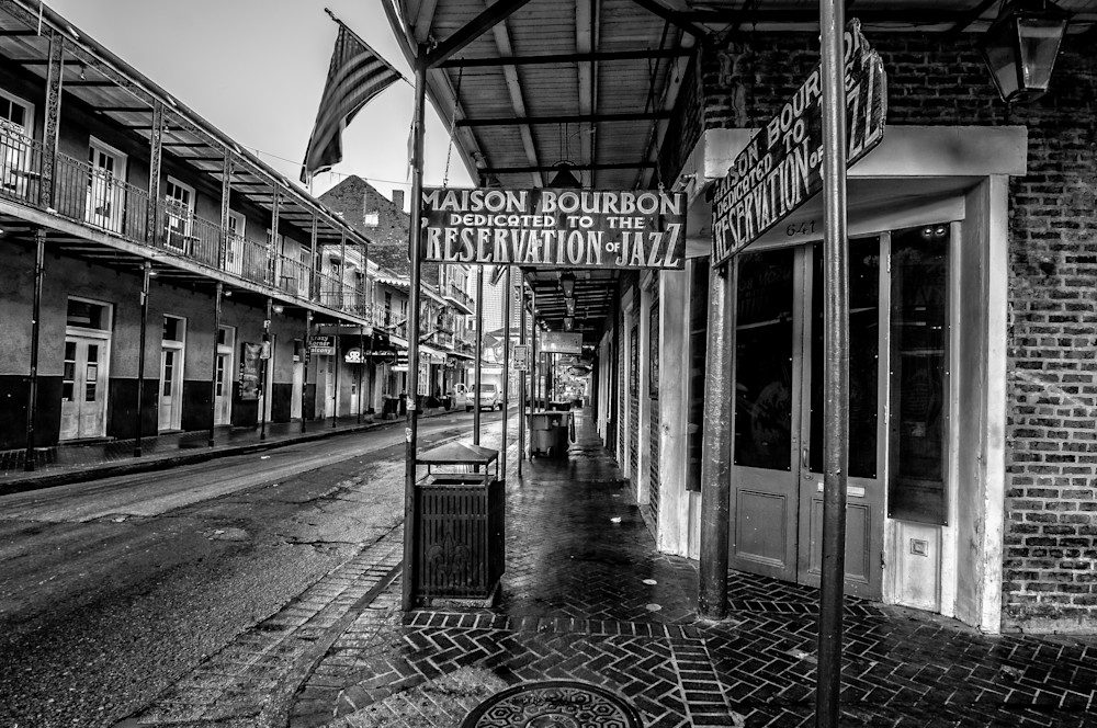 Masion Bourbon Jazz Club black and white photography