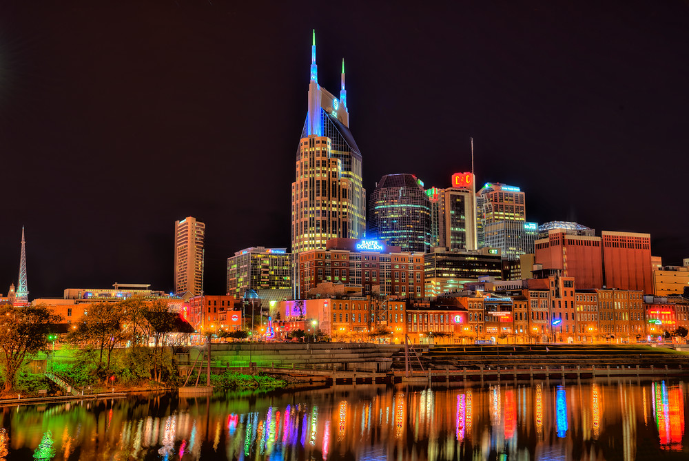 nashville skyline at night