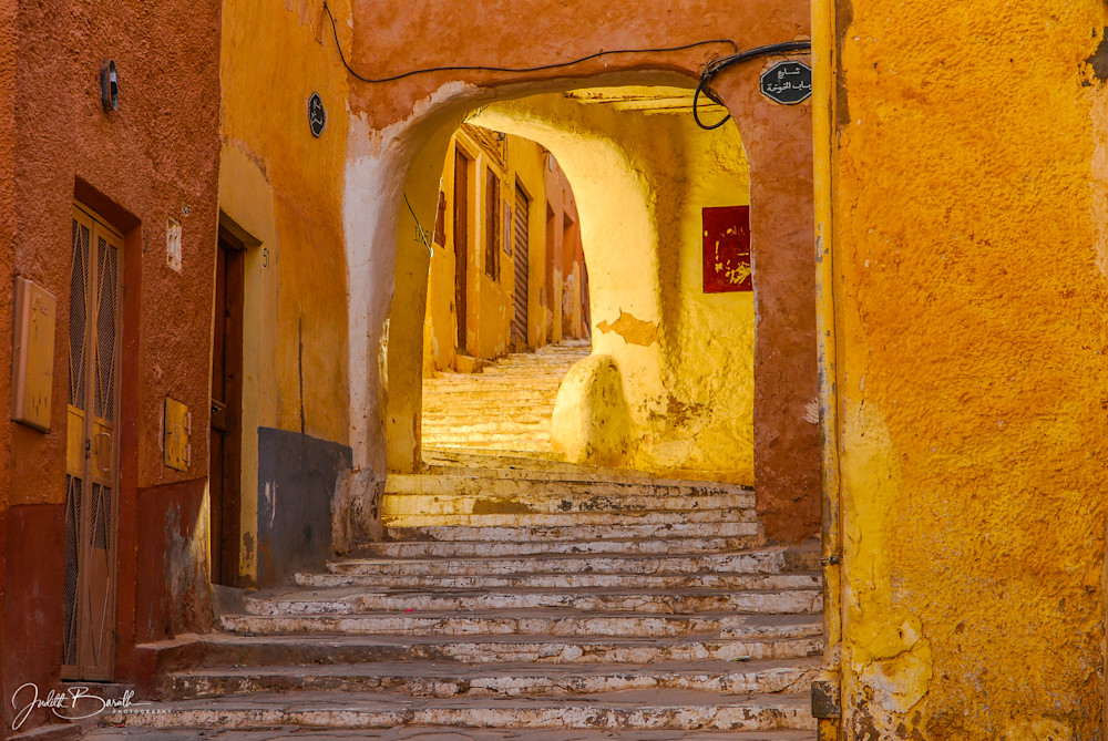 Stairway Inside Beni Isguen - photograph by Judith Barath