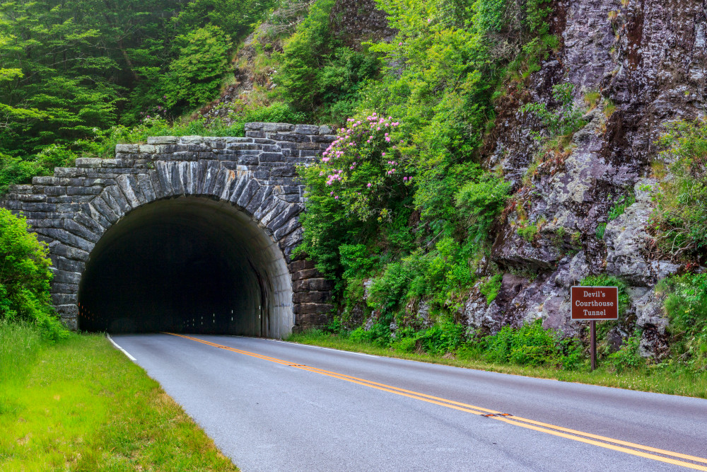 Devils Courthouse Tunnel Art | Red Rock Photography