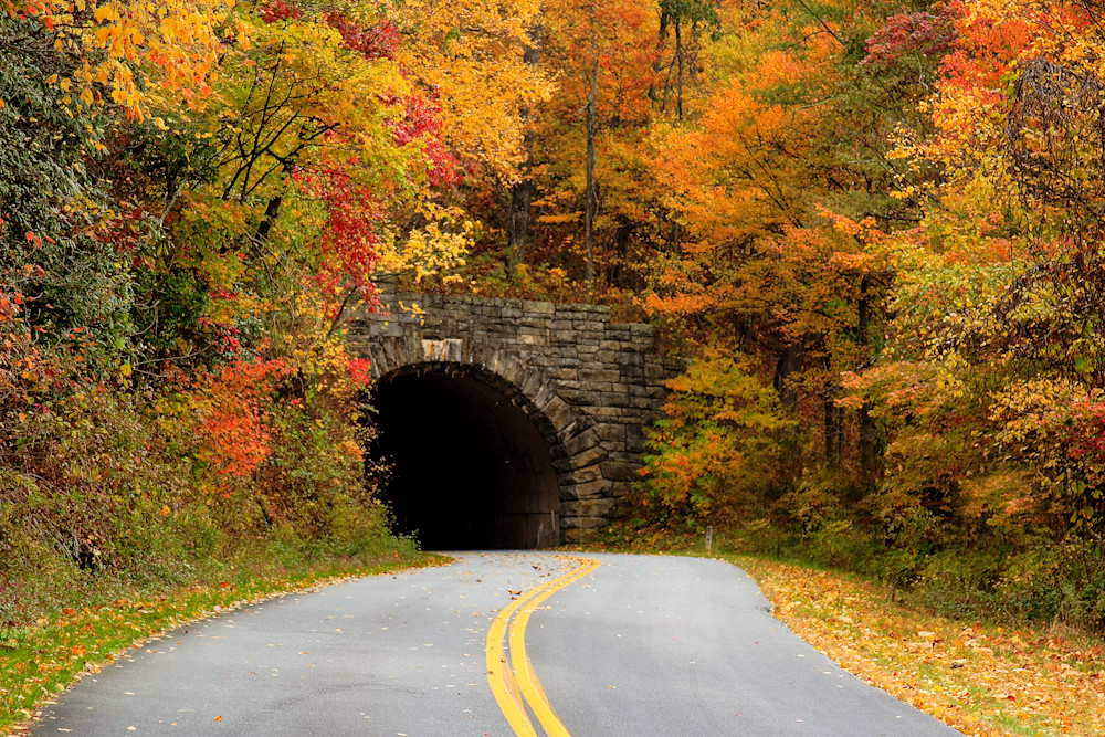 Fork Mtn Tunnel Art | Red Rock Photography