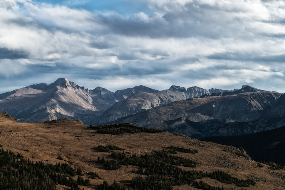 A picture of the Rocky Mountains of Tail Ridge Road