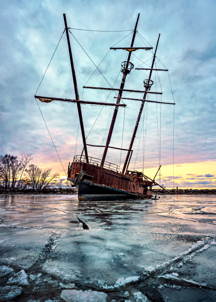 Frozen Wreck Photography Art | Trevor Pottelberg Photography