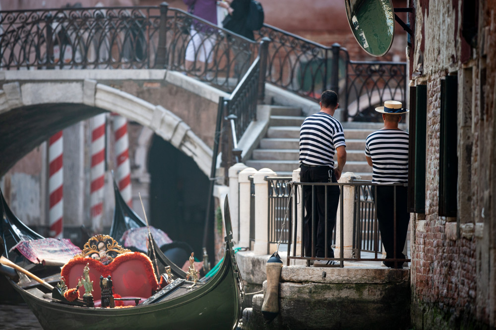 The Gondoliers Of Venice Art | Creative i