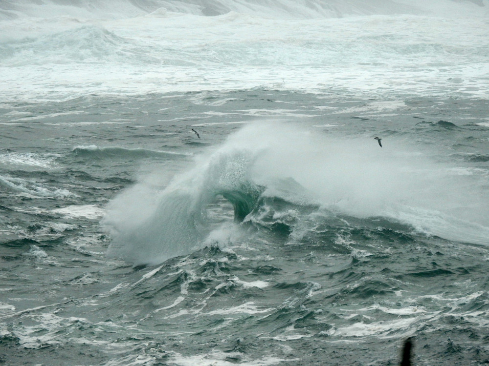 S.Gehring - Oregon Coast Photography - Depoe Bay - Friday 1:15 PM - Dec 27th - 16ft @ 17 seconds.