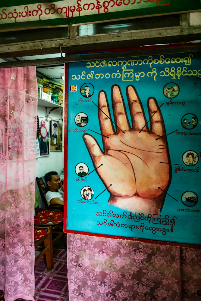 Fortune Teller Yangon, Myanmar Photography Art | Photography's Dead
