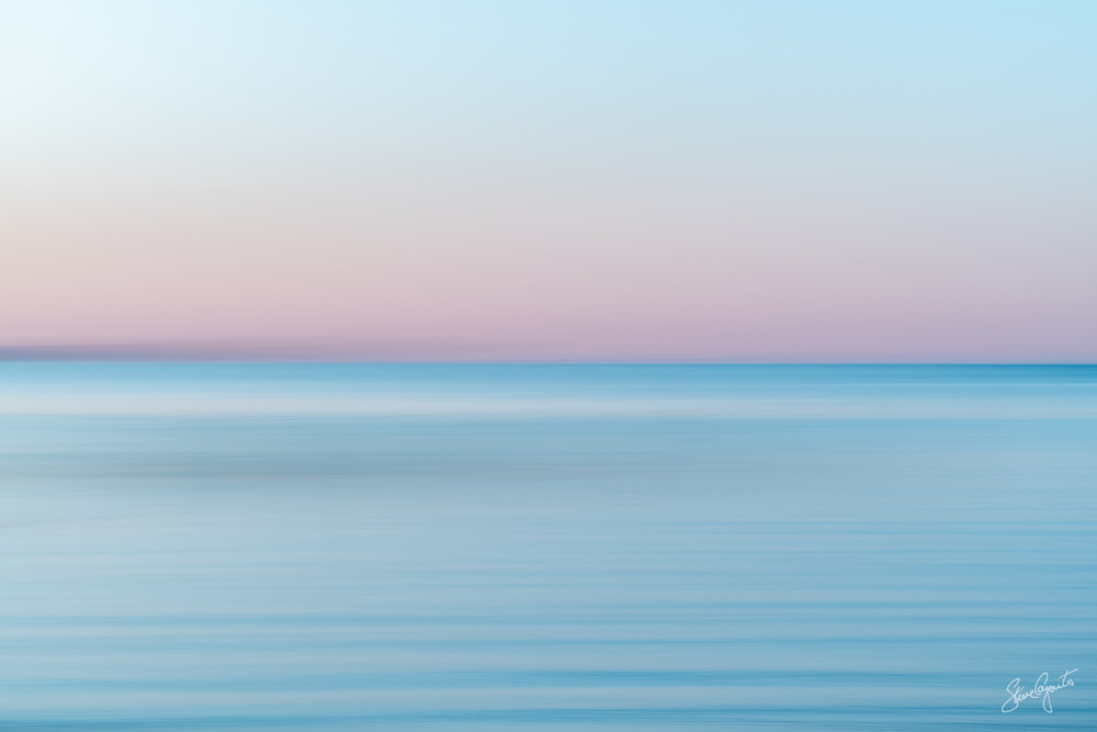Navy Beach Blur 3 Photography Art | Light of Day Gallery