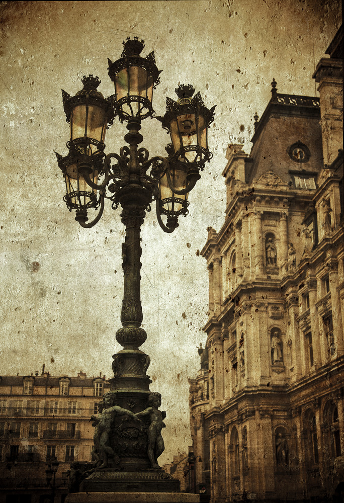 Paris streetlight