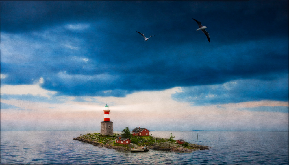 Alone And Searching Photography Art | Doug Landreth Photography