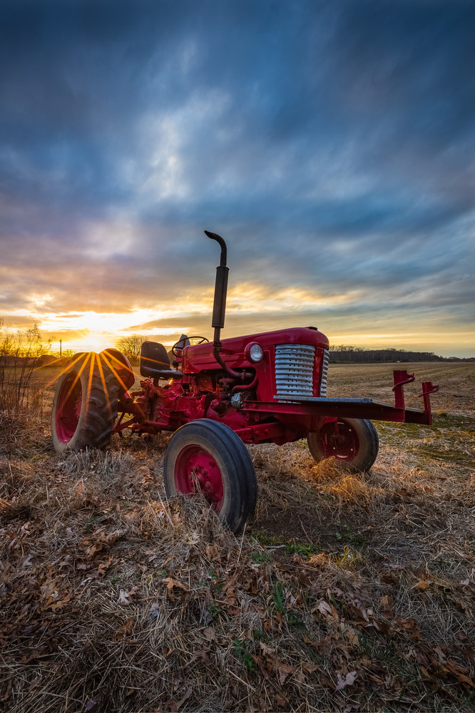 Tractor Photography by David Arteaga of Teaga Photo