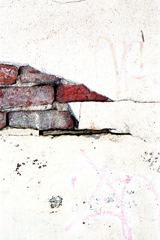 Abstract Brooklyn Brick Wall Fine Art Print – Sherry Mills