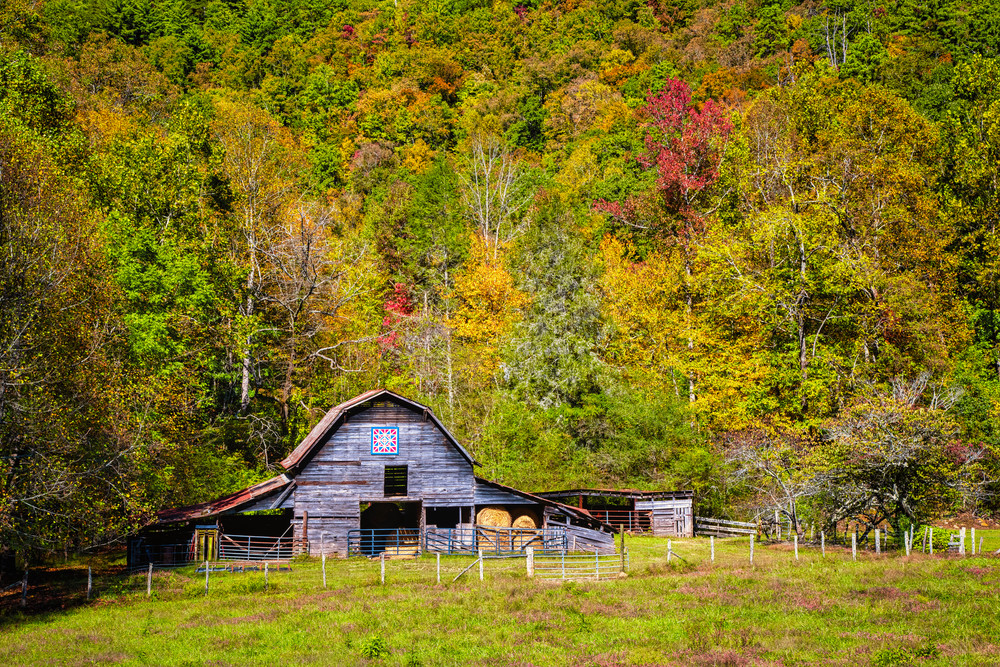 Smoky Mountains Farm Life - Old barns fine-art photography prints