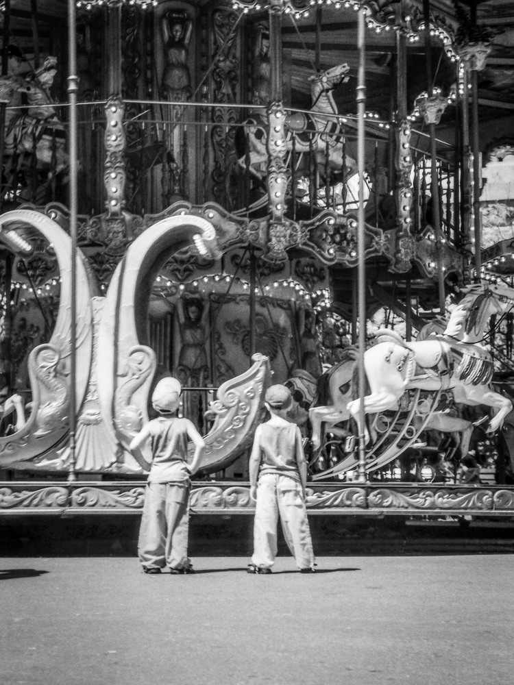 Anticipation, Paris Photography Art | World in Black and White