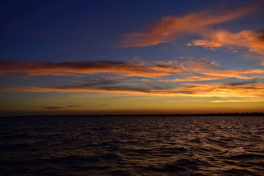 golden cloudscpape on the horizon 