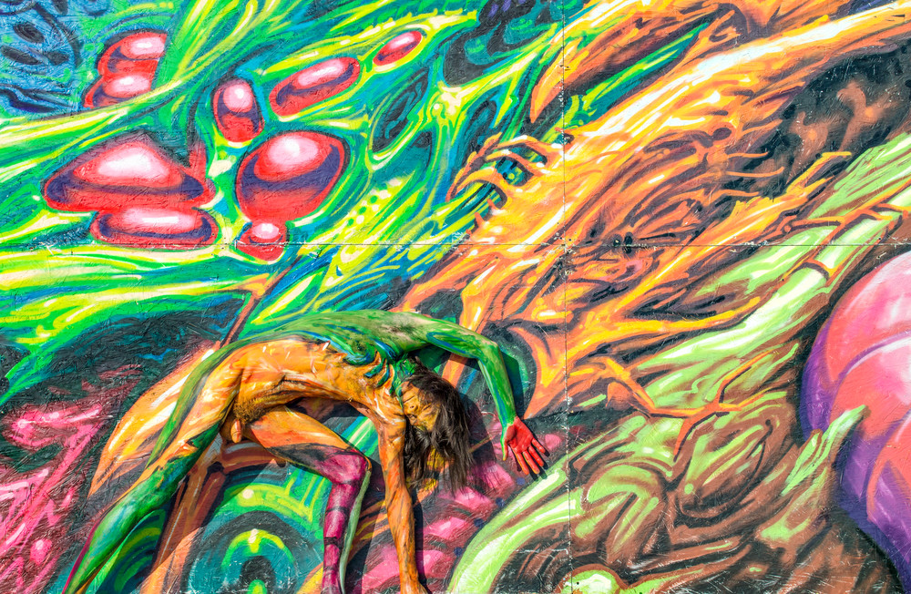 Bodypaintography: 'fractal Beach Mural' 2016, Florida Art | BODYPAINTOGRAPHY