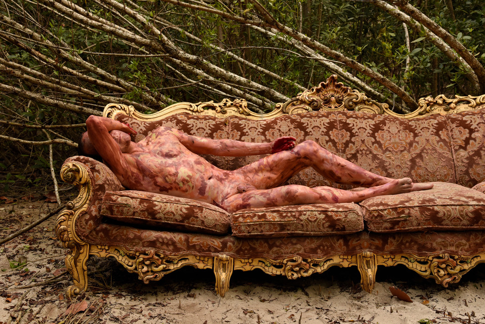Bodypaintography: 'victorian Couch' 2020, Florida Art | BODYPAINTOGRAPHY