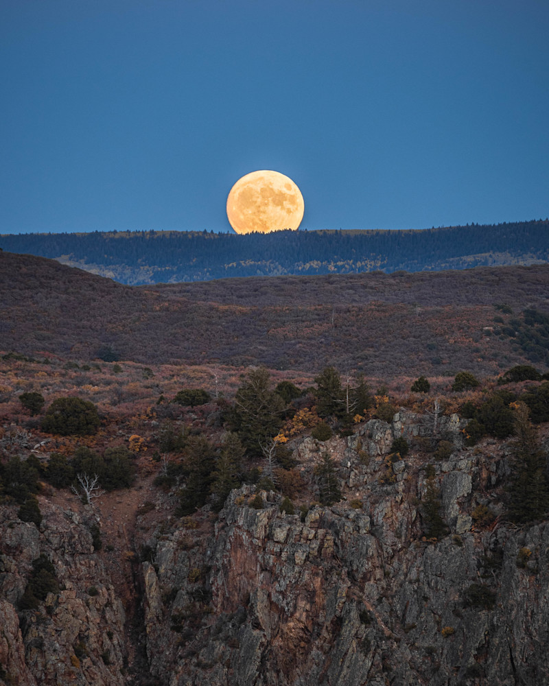 Black Canyon Moon Rise  Photography Art | lawrencemansell