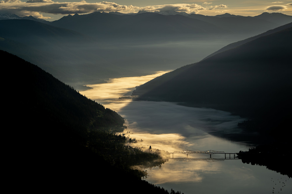 Tom Weager Photography - Solstice sunrise over Nelson BC