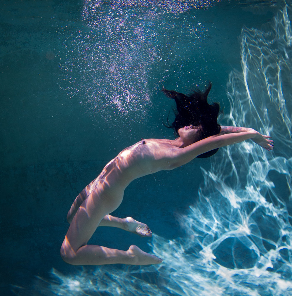 Siren Suspended Art | Dan Katz Photography