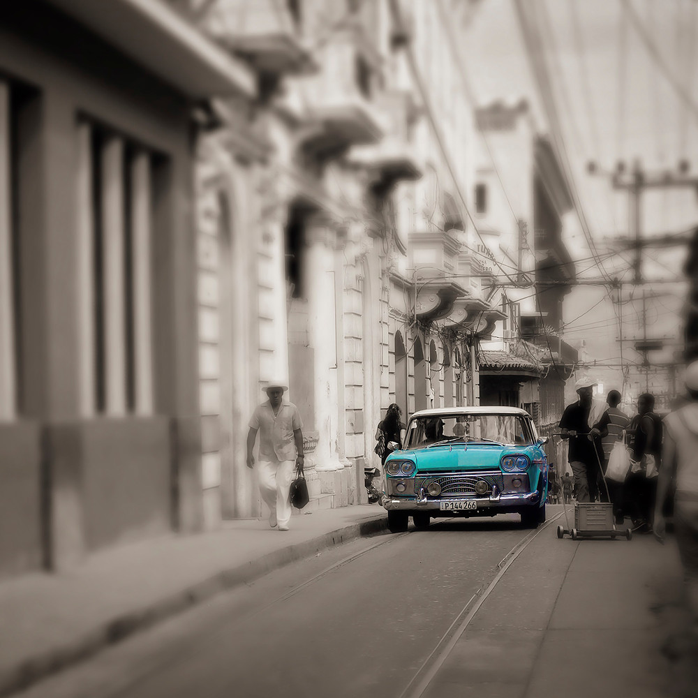 City Photo Print: Havana Street Scene/Jim Grossman Photography