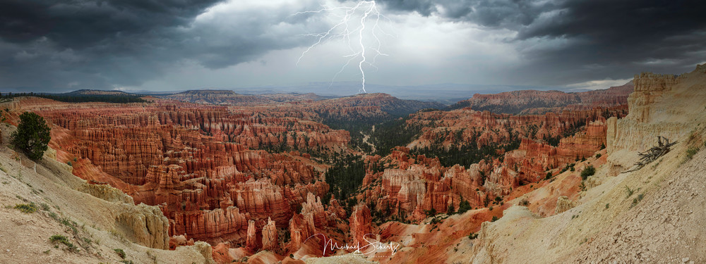 Electrified Bryce Canyon Art | dynamicearthphotos