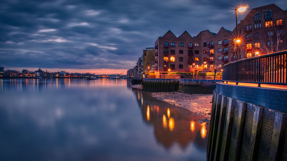 Welcome To Wapping! Art | Martin Geddes Photography