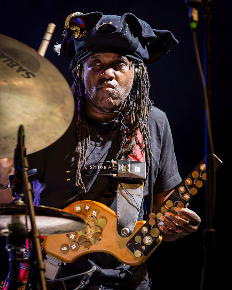 3 August 2017 – Brooklyn, NY. Singer Nellie McKay opened for Béla Fleck and the Flecktones to a large crowd at the BRIC Celebrate Brooklyn! Festival at the Prospect Park Bandshell. The Flecktones' percussionist Roy "Future Man" Wooten on drums and a
