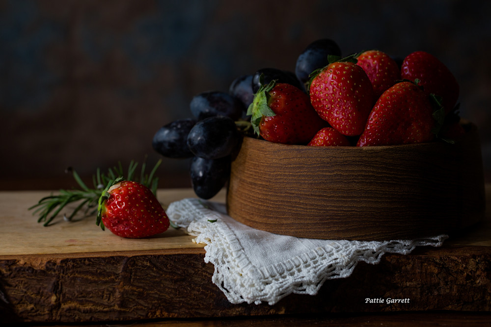 Bowl Of Strawberries Art | TC Gallery