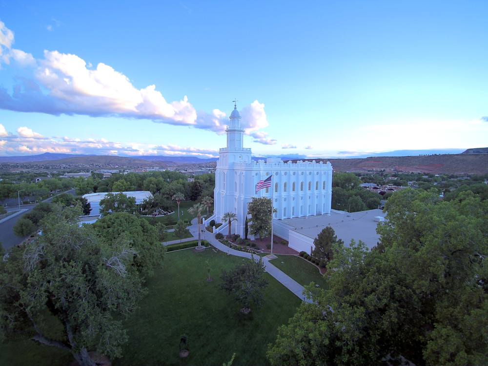 \DCIM\100MEDIA\YUN00016.jpg