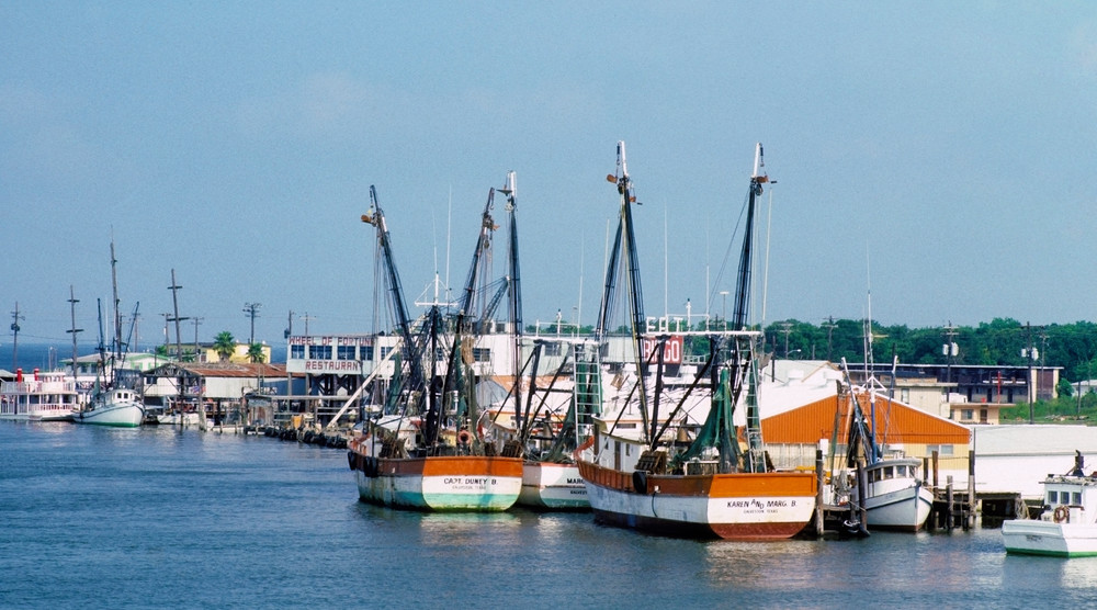 1980 historic photo of the Kemah, Texas waterfront 