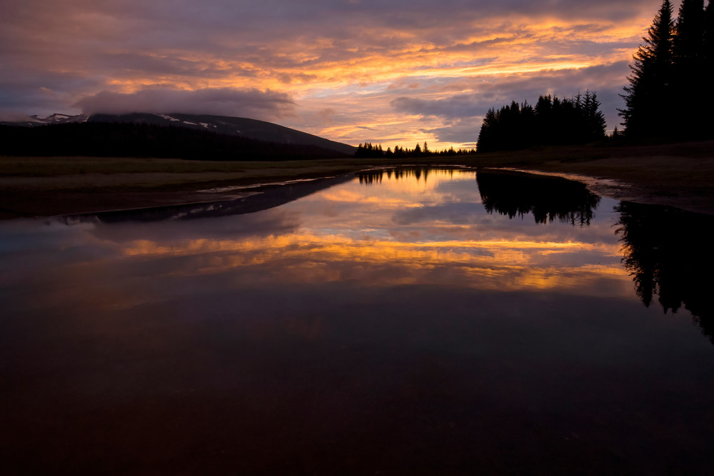 Amazing sunrise reflections in Alaska