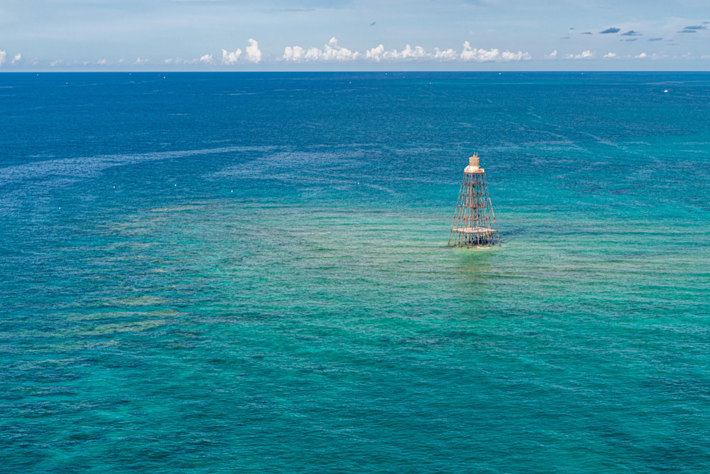 Lighthouse Rising From Sandy Reef Photography Art | kramkranphoto