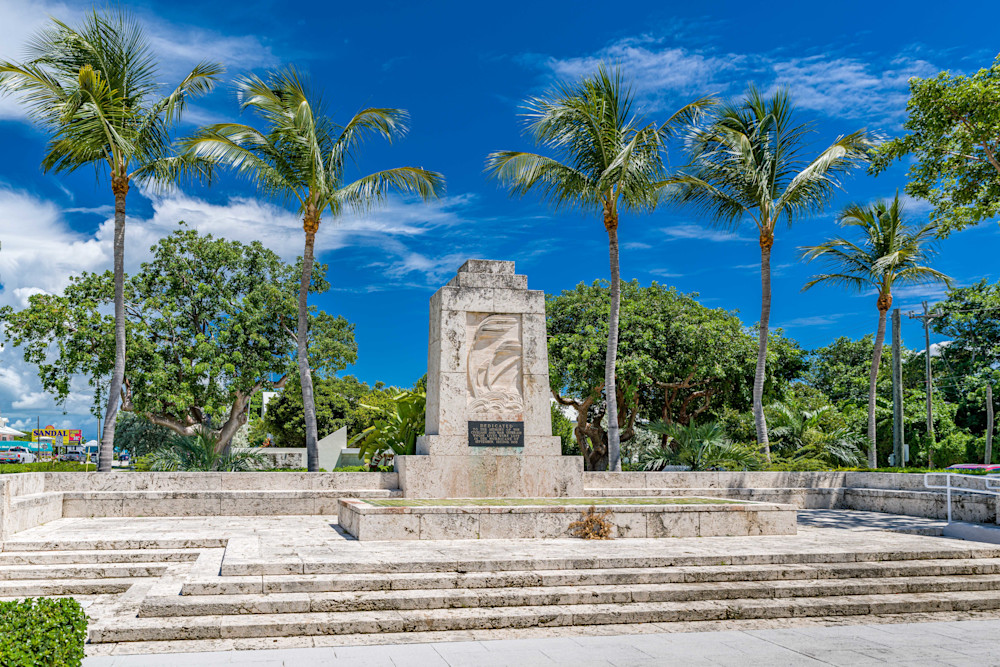 Hurricane Monument Photography Art | kramkranphoto