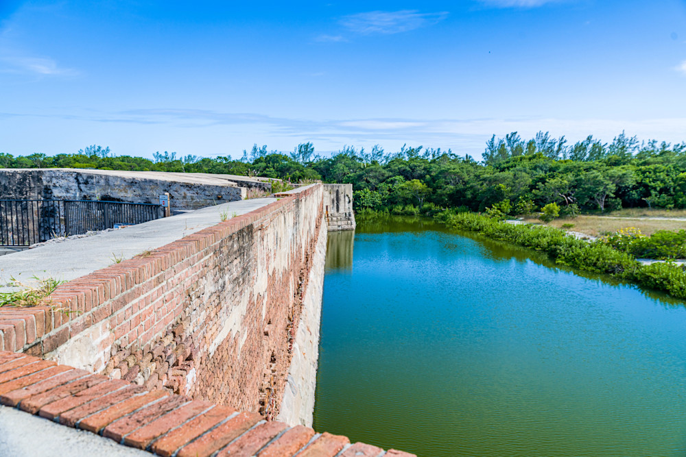 . **Masonry Walls:** Photography Art | kramkranphoto