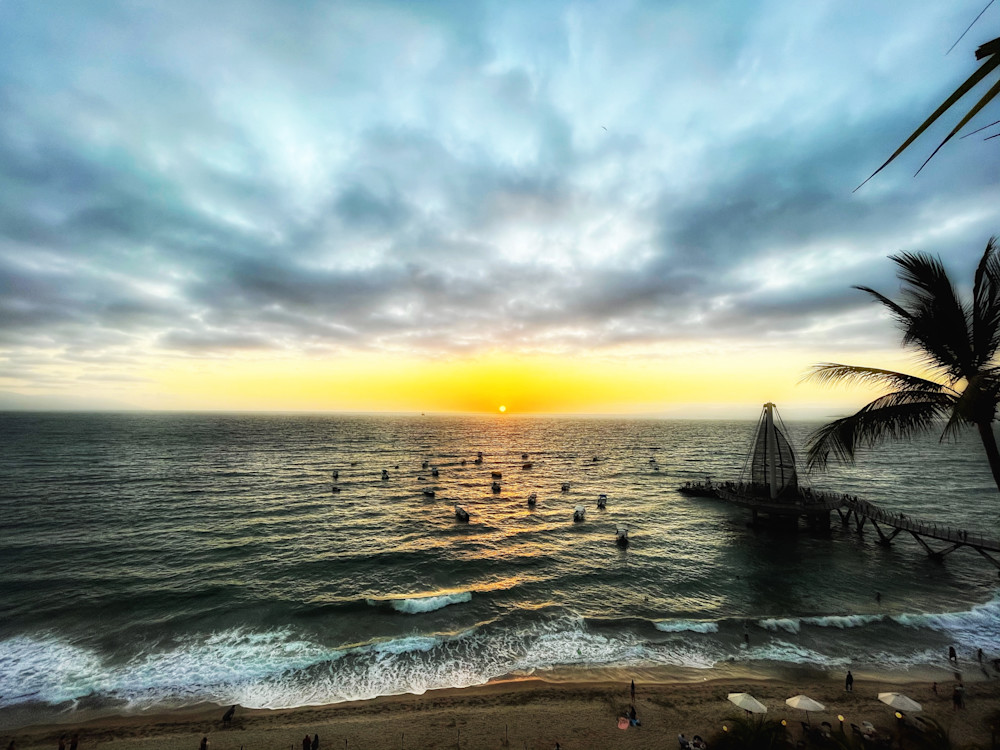 Los Muertos Calling Photography Art | Prince of Wine
