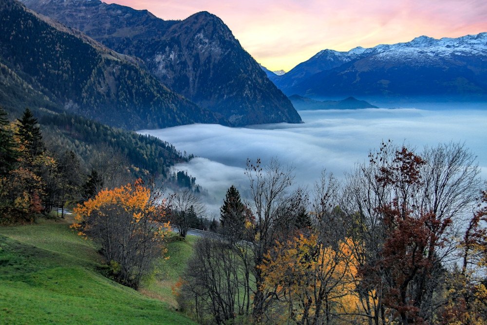 Daniel Rea Photography - Places - Europe - Liechtenstein - Autumn - Sun - FL6718