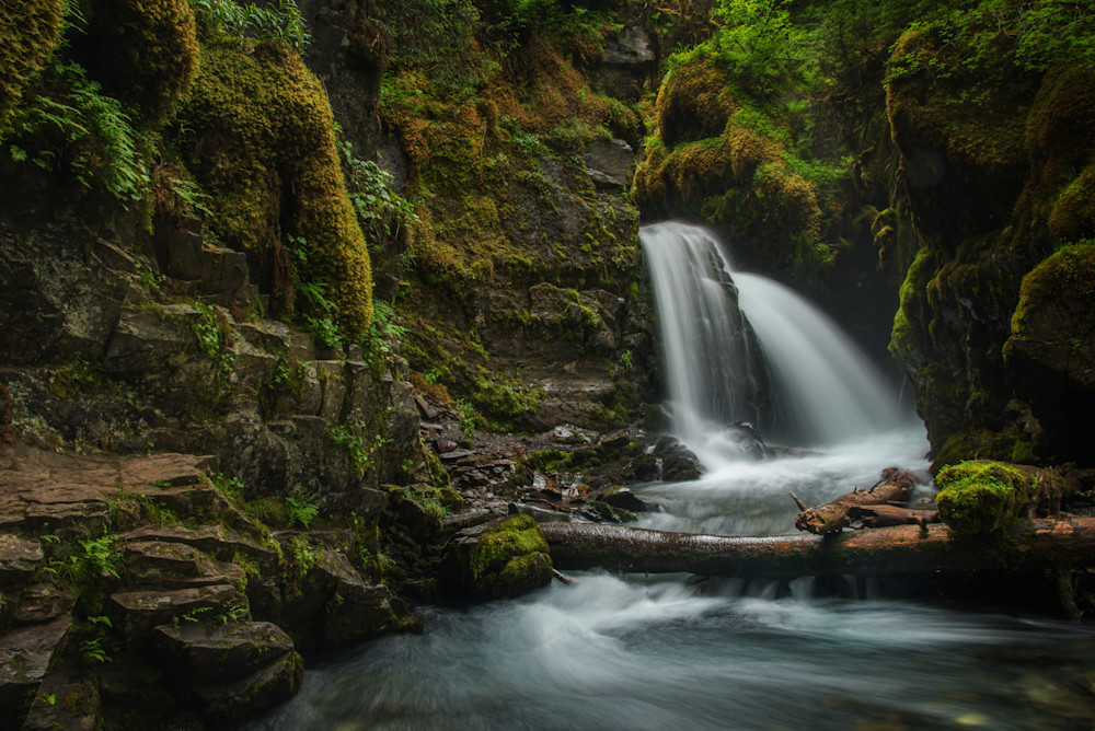 Alaskan Waterfall Photography Art | Christabel Devadoss Photography