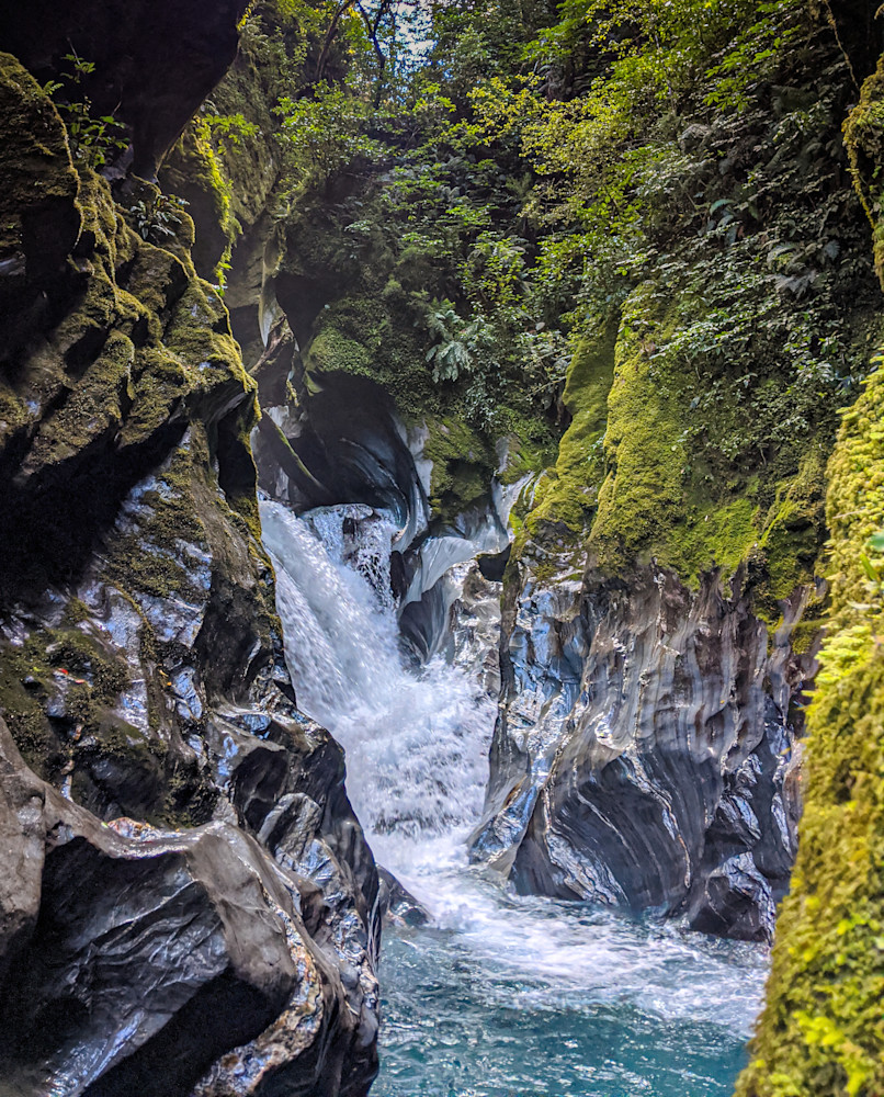 One Of The Many Nz Canyons Photography Art | Dick Nagel Photography