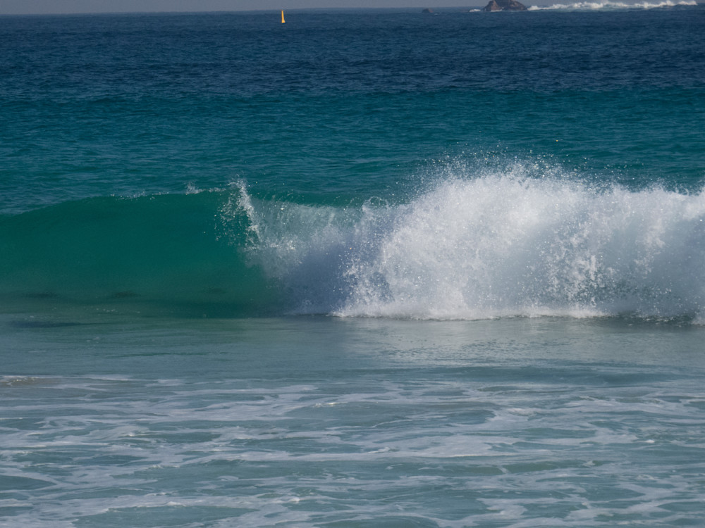 Waves breaking | Deep Blue Ocean Photography